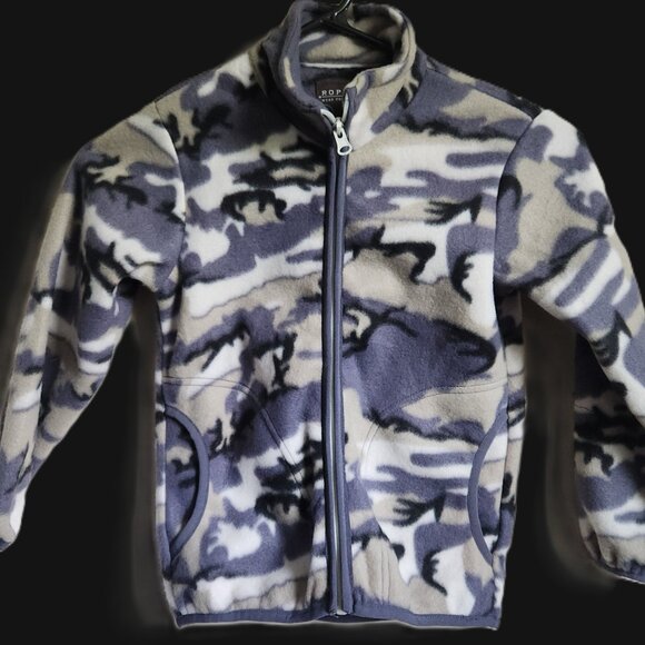 CAMO FLEECE Jacket KIDS size MEDIUM NWT - Picture 1 of 5